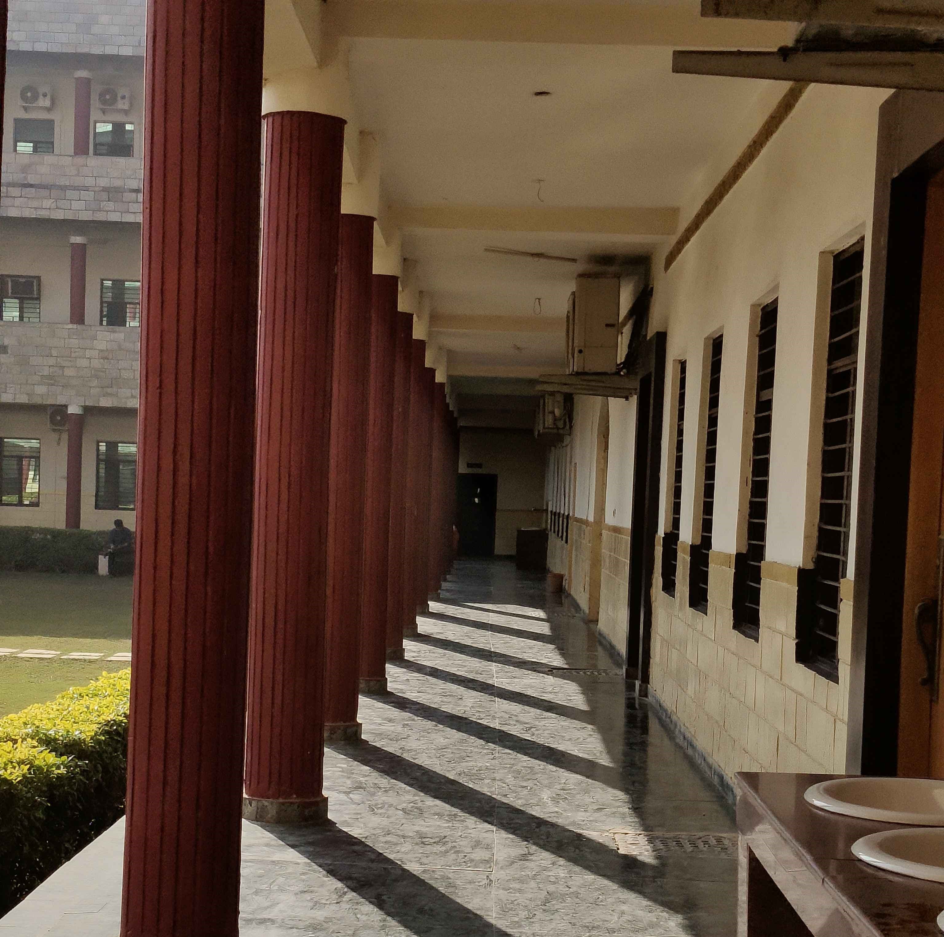 Dronacharya Group of Institutions Greater Noida Academic Building photo 41